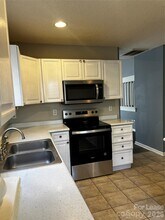 7655 Petrea Ln in Charlotte, NC - Building Photo - Building Photo