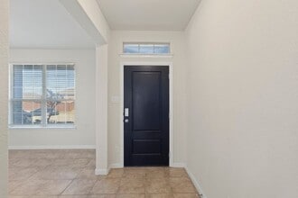 9205 Nickel Creek Dr in Fort Worth, TX - Foto de edificio - Building Photo