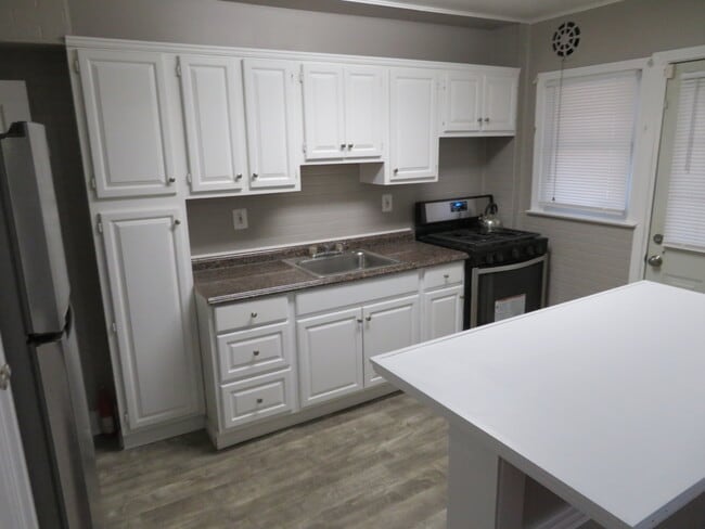 property at 864 Benninghaus Rd