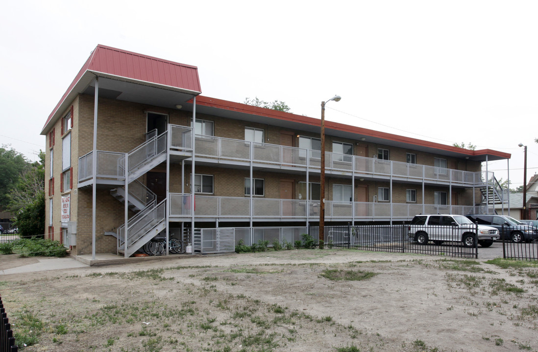 Olive Tree Apartments in Denver, CO - Foto de edificio