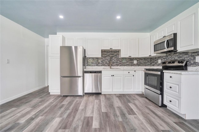 612 5th St in Clermont, FL - Building Photo - Building Photo