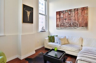 907 S Broadway in Los Angeles, CA - Building Photo