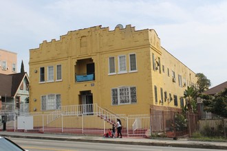 138 N Soto St in Los Angeles, CA - Building Photo - Building Photo