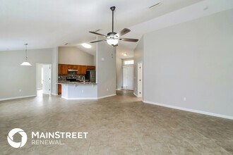 2556 Traverse Ave in North Port, FL - Building Photo - Building Photo