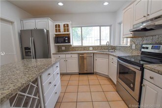 1860 SW 4th Ave in Miami, FL - Building Photo - Building Photo