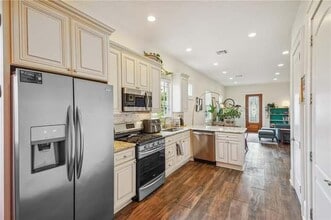 1938 Pauline St in New Orleans, LA - Building Photo - Building Photo