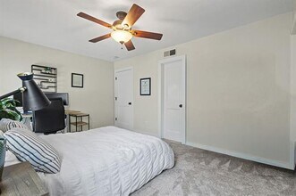 9222 Church Rd in Dallas, TX - Building Photo - Building Photo