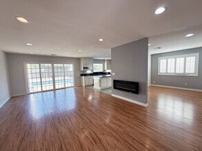 5932 Cahill Ave in Tarzana, CA - Building Photo - Building Photo