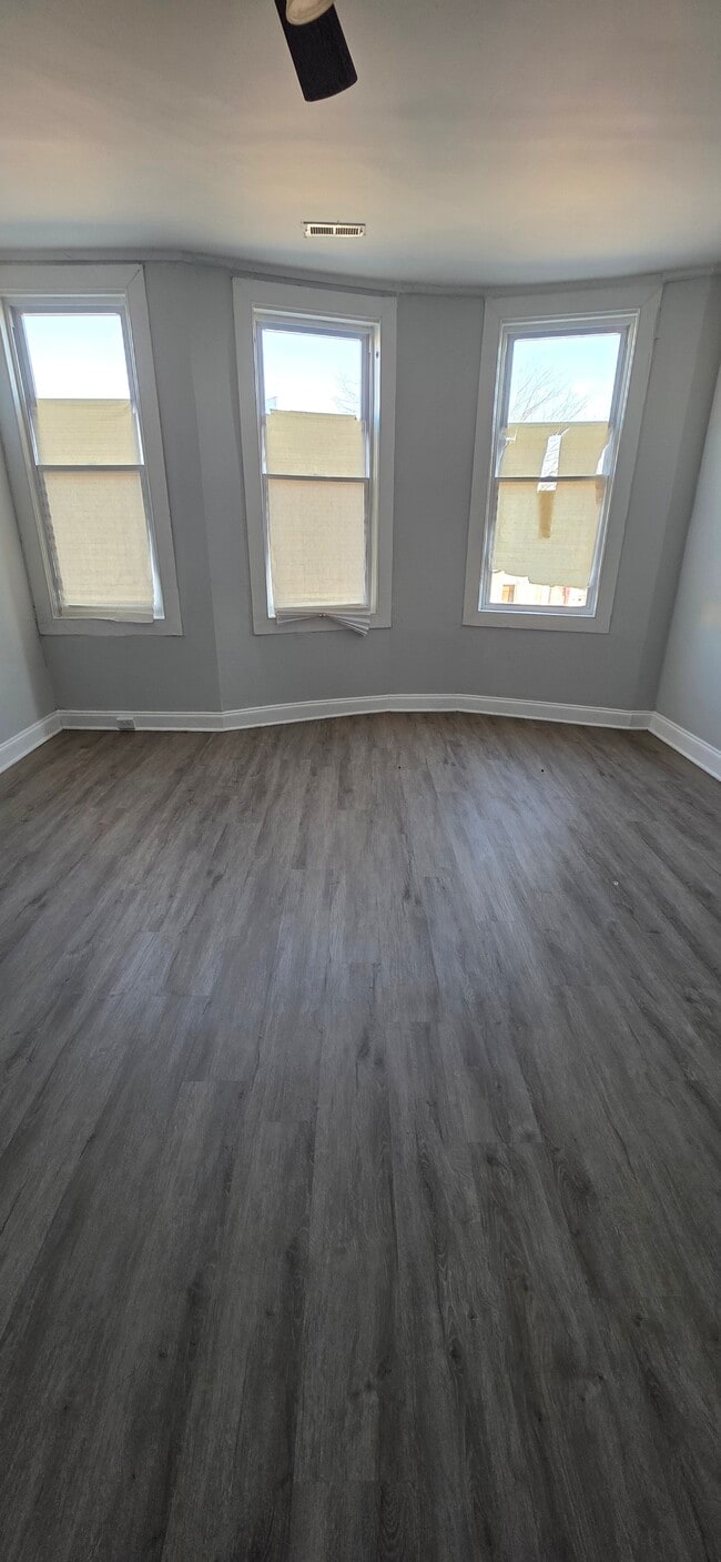 property at 2136 N Fulton Ave