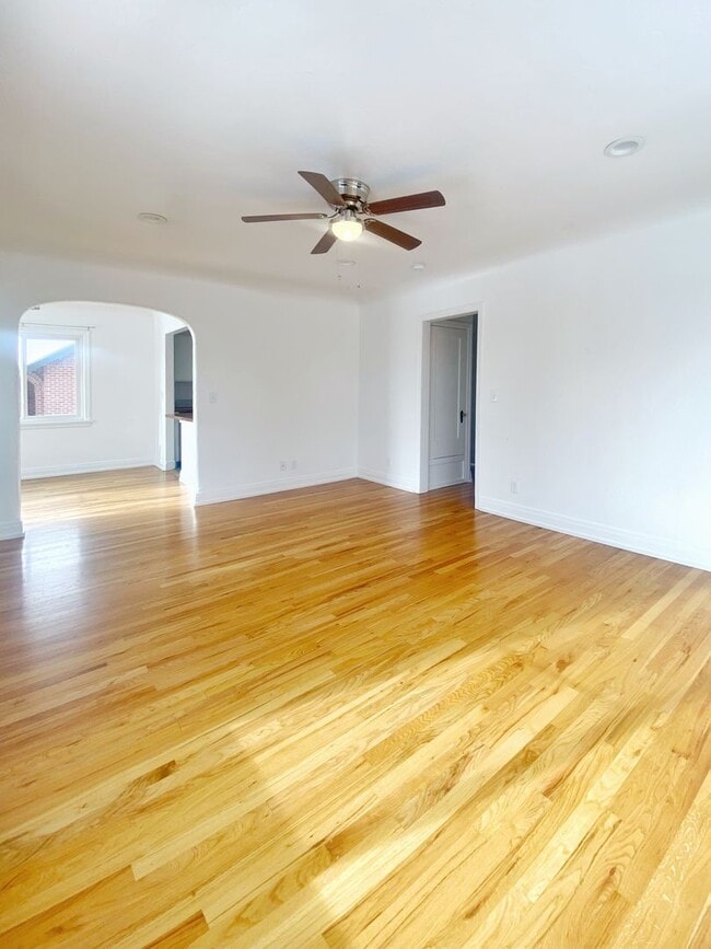 property at 529 Moran St