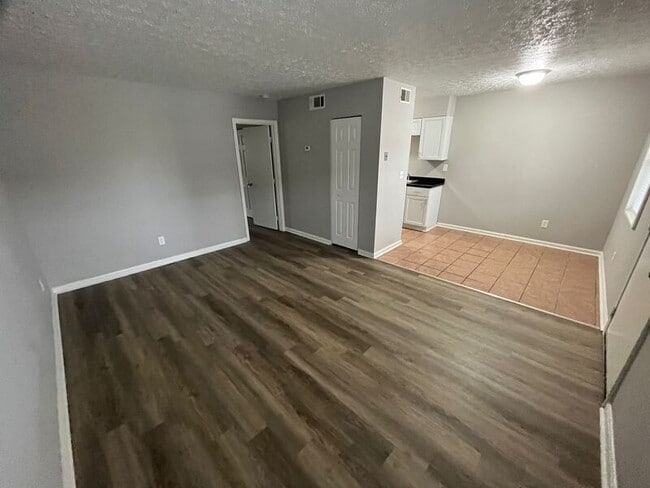 670 Knox Blvd in Radcliff, KY - Building Photo - Building Photo