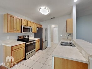5235 Greenwood St in New Port Richey, FL - Building Photo - Building Photo