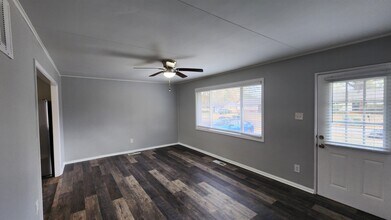 395 Mineral Rd in Memphis, TN - Building Photo - Building Photo