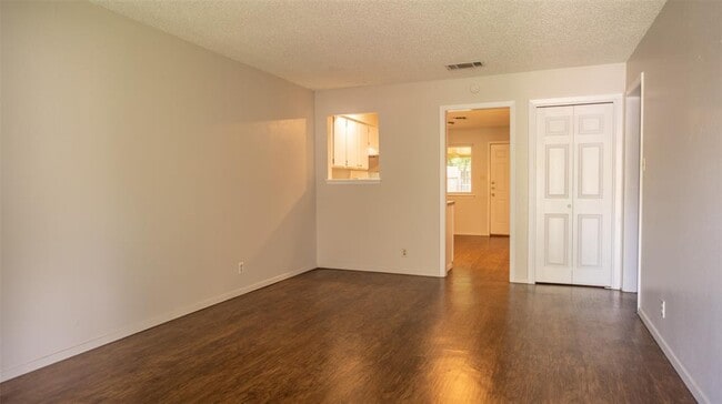 104 Nicole Cove in Round Rock, TX - Building Photo - Building Photo