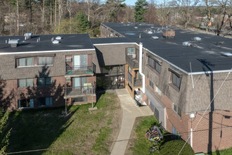 Wayside Condominium in Marlborough, MA - Building Photo - Building Photo