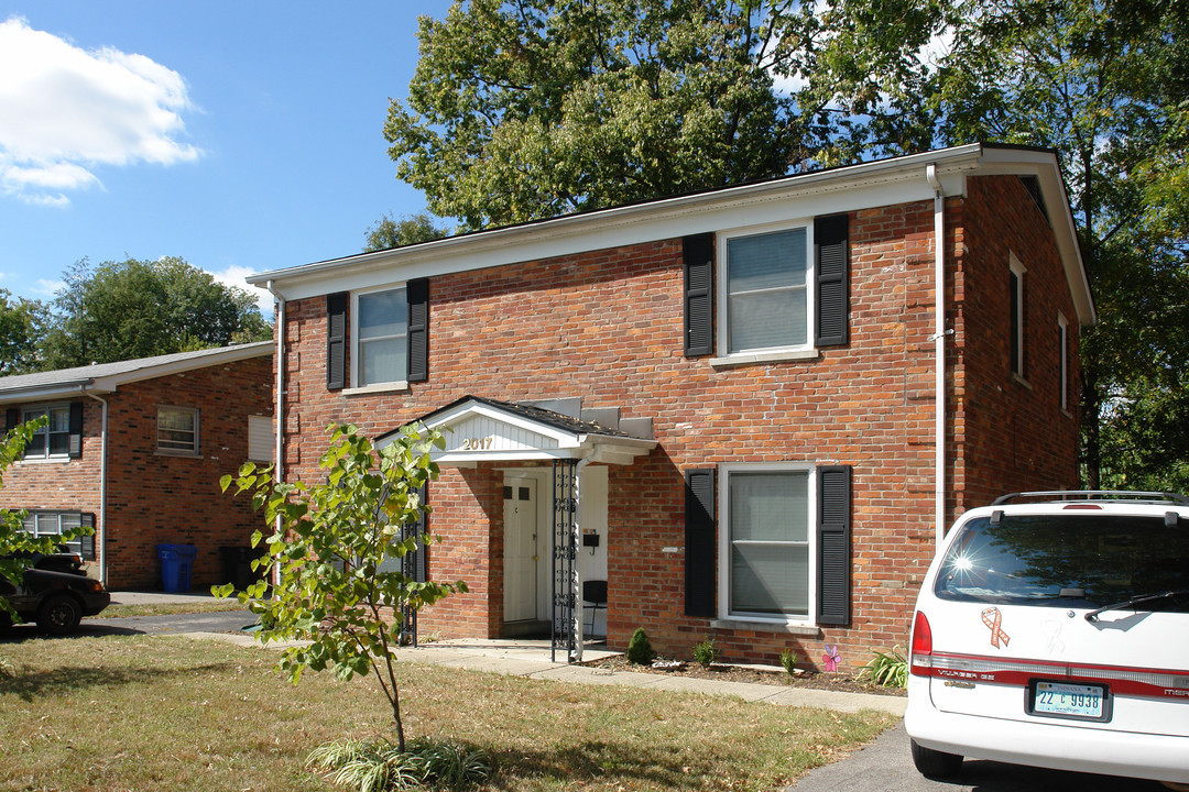 2017 Garden Springs Dr in Lexington, KY - Building Photo