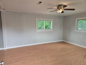 207 Moncrief Ave, Unit a in Goodlettsville, TN - Building Photo - Building Photo