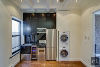 15 W 103rd St in New York, NY - Building Photo - Building Photo
