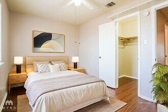 12800 Tomanet Trail in Austin, TX - Building Photo - Building Photo