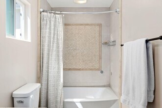 34 Lorinda Pl in Santa Barbara, CA - Building Photo - Building Photo
