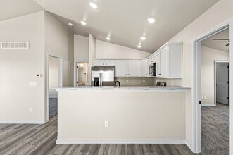 2065 Suttner Dr-Unit -2065 Suttner in North Liberty, IA - Building Photo - Building Photo