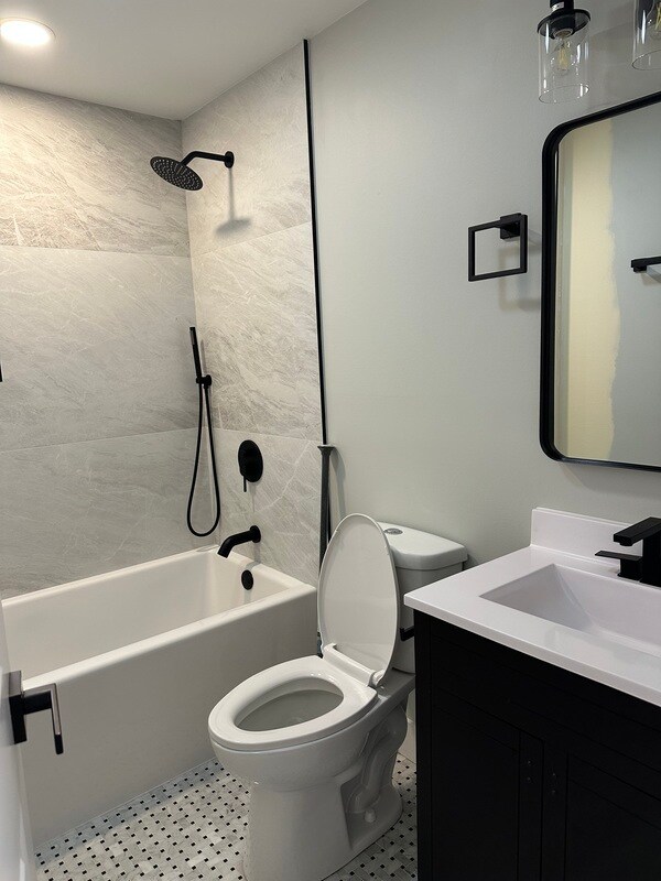 3243 W Thomas St in Chicago, IL - Building Photo - Building Photo