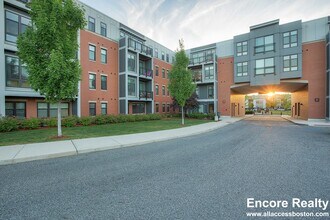 1 Maxwells Green in Somerville, MA - Foto de edificio - Building Photo