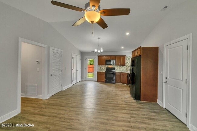 2718 Bagby Way in Louisville, KY - Building Photo - Building Photo