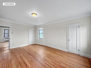 1685 E 5th St in Brooklyn, NY - Foto de edificio - Building Photo
