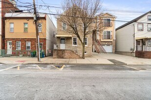 120 Grant Ave in East Newark, NJ - Building Photo