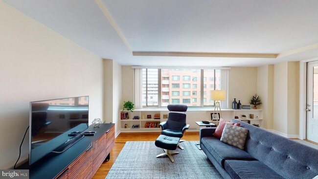 1111 Arlington Blvd in Arlington, VA - Building Photo - Building Photo