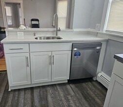 8 Cedar St in Haverhill, MA - Building Photo - Building Photo