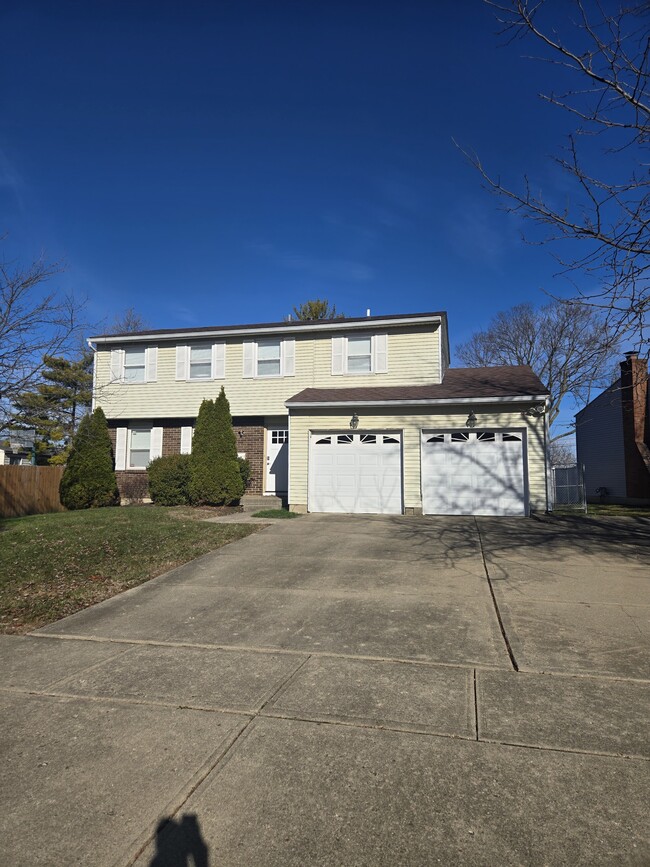 1260 Komura Ct in Cincinnati, OH - Building Photo - Building Photo