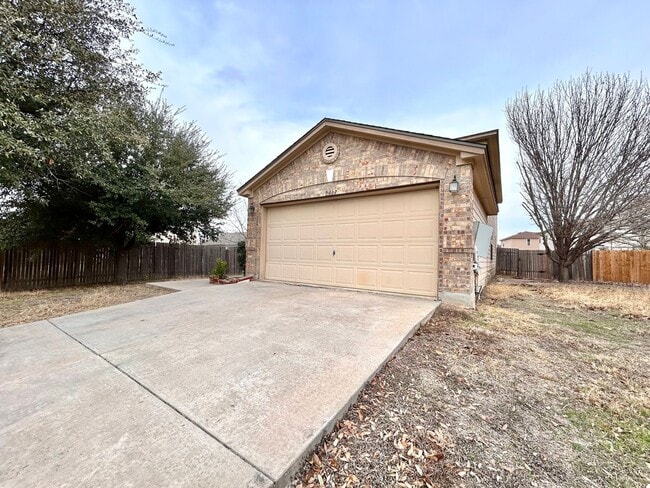 2417 McCook Dr in Georgetown, TX - Building Photo - Building Photo