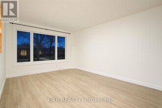 62 Harold Ave in Kitchener, ON - Building Photo - Building Photo