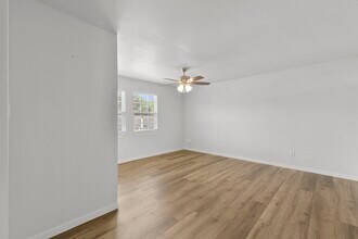 707 Land Grant Dr in Richmond, TX - Building Photo - Building Photo