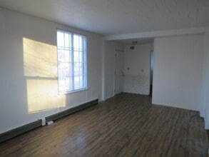 144 Yellowstone Ave in Billings, MT - Foto de edificio - Building Photo