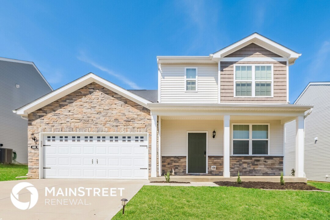 443 Vildana Wy in Shelbyville, KY - Foto de edificio