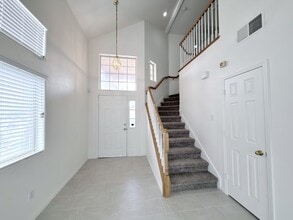 8232 Fame Ave in Las Vegas, NV - Building Photo - Building Photo