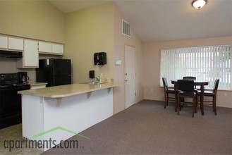 Vista Pointe Luxury Apartments in Salem, OR - Foto de edificio - Interior Photo