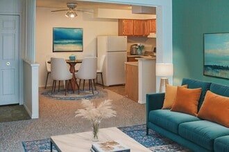Marianne Manor Apartments in Brownstown, MI - Foto de edificio - Building Photo