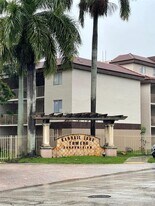 15221 SW 80th St in Miami, FL - Building Photo