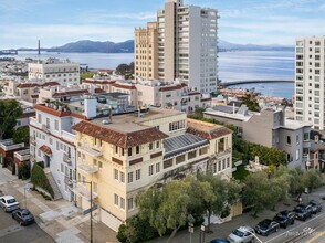 2323 Hyde St in San Francisco, CA - Building Photo - Building Photo