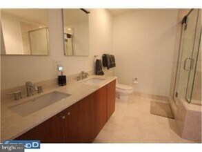 1101 Locust St in Philadelphia, PA - Building Photo - Building Photo