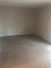 2834-2836 Forest Bend Dr in Bryan, TX - Building Photo - Building Photo