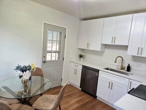 1130 Stephen Dr in Middle River, MD - Building Photo - Building Photo