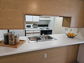 100 Raleigh Ct in Columbia City, IN - Building Photo - Building Photo