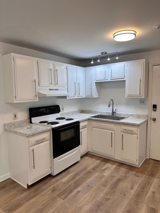 147 State St, Unit 5 in Ellsworth, ME - Building Photo
