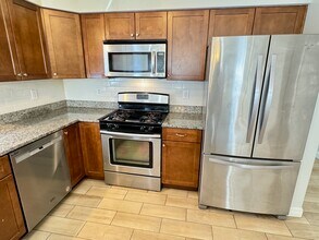 29 Mount Vernon St, Unit #1 in Boston, MA - Foto de edificio - Building Photo