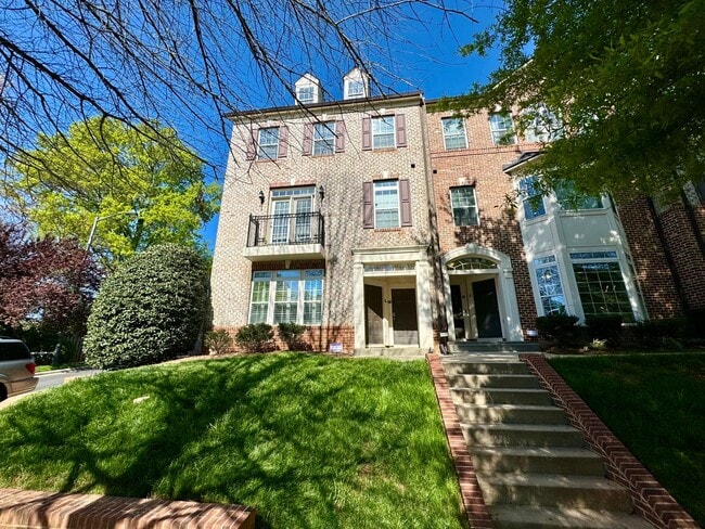 property at 1540 S Church St